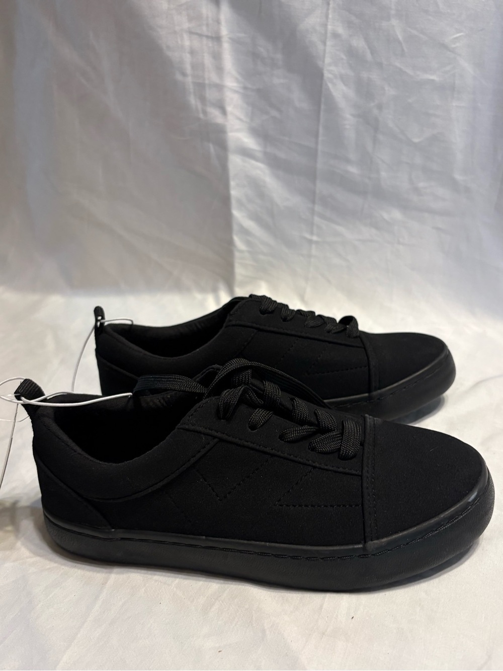 Target Kids Black Low-Top Canvas Sneakers - Slip-On Style with Laces